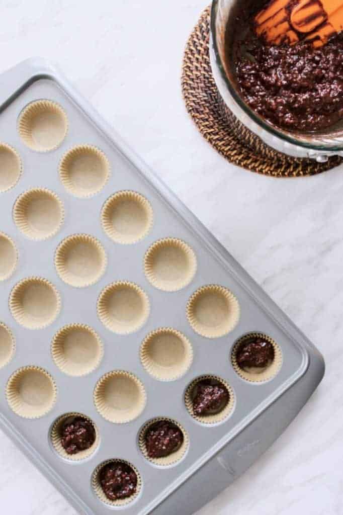 Crunchy Hemp Chocolate in Pan | melissatorio.com