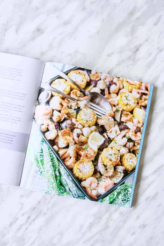 The Ultimate One-Pan Oven Cookbook Review | melissatorio.com